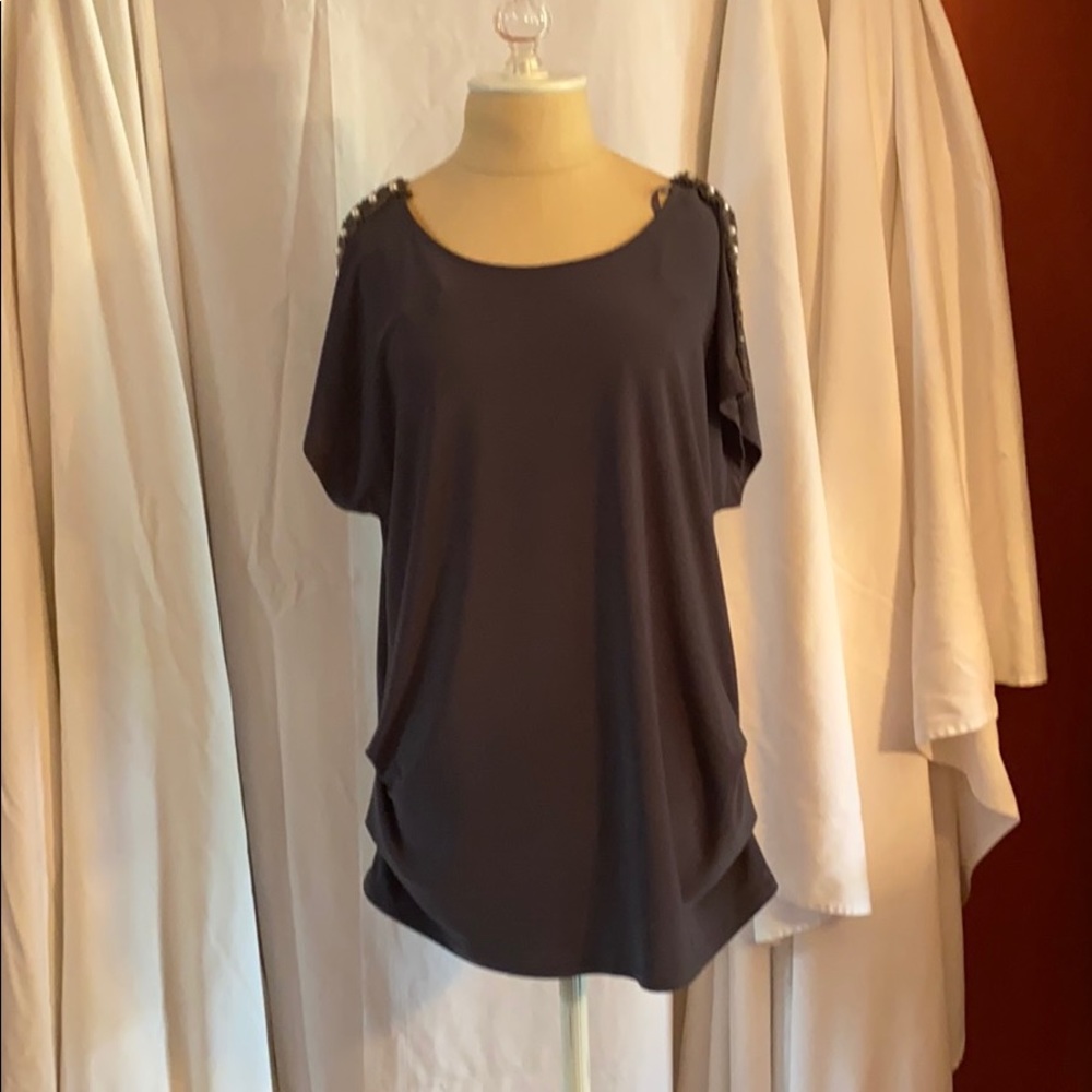Luxology gray top